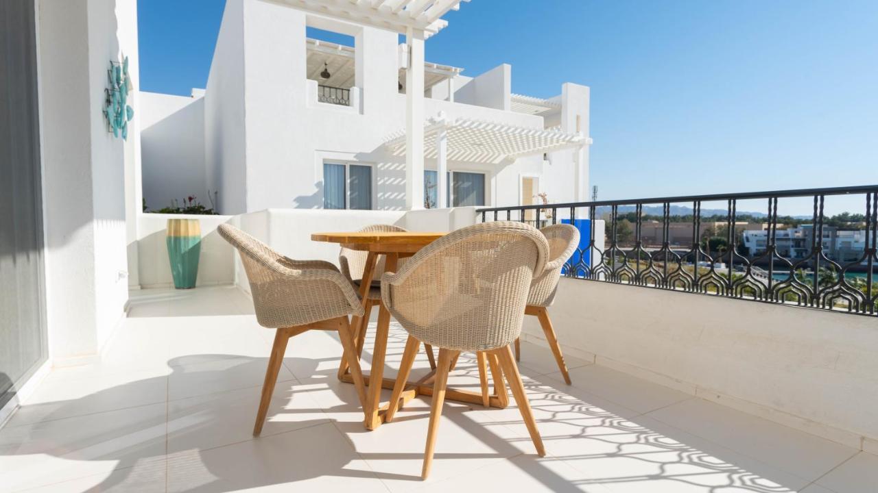 Cloud 7 Residences Ayla Aqaba Ngoại thất bức ảnh A typical house in Mykonos